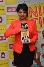 at the book launch of Komal Mehta in Crossword, Mumbai on 28th June 2012 (21).JPG